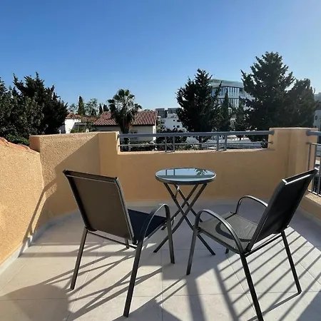 Limnaria Gardens M03 *